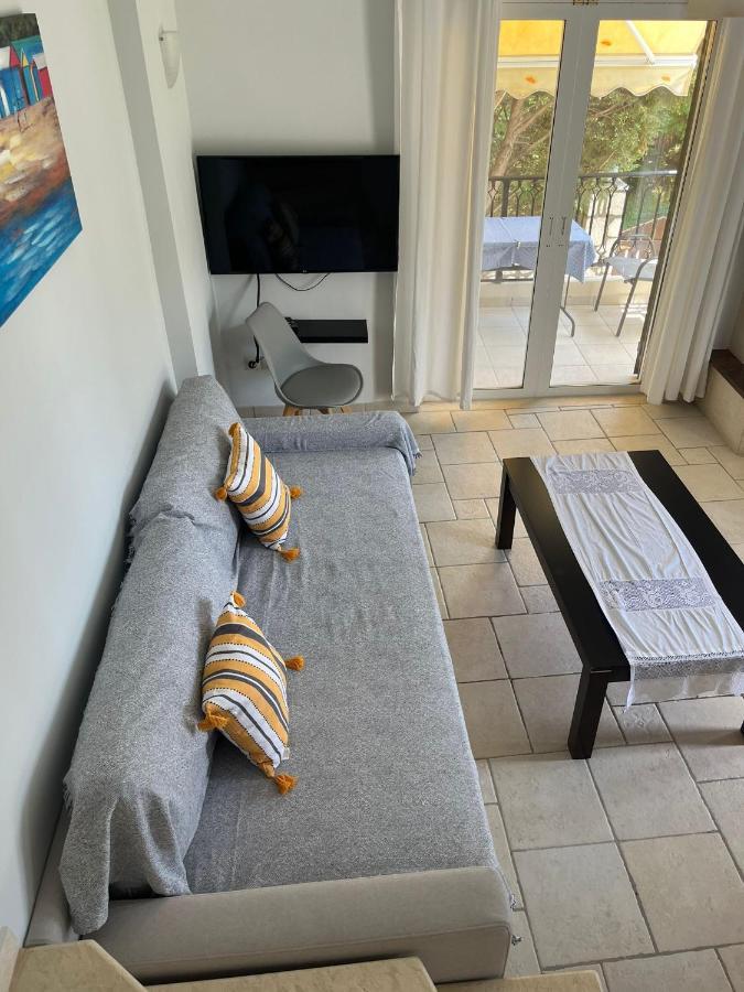 Santa Emelia Aparthotel Vasiliki  Bagian luar foto