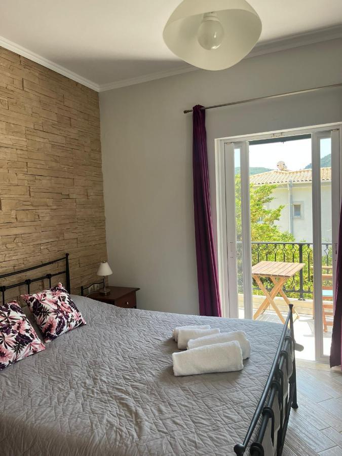 Santa Emelia Aparthotel Vasiliki  Bagian luar foto